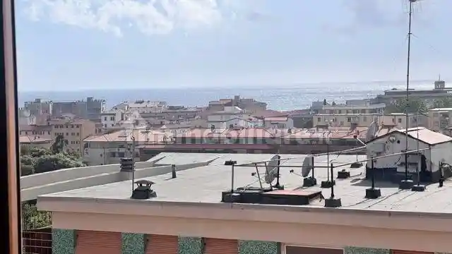 Appartamento in vendita a Livorno