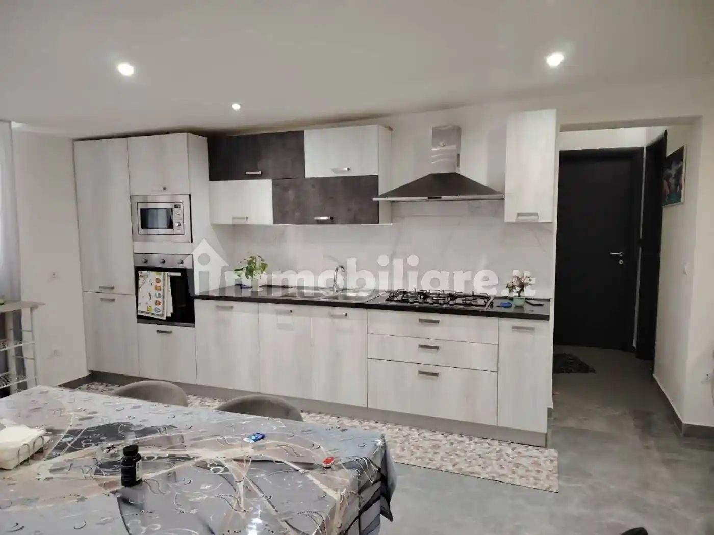 Appartamento in vendita a Altavilla Milicia