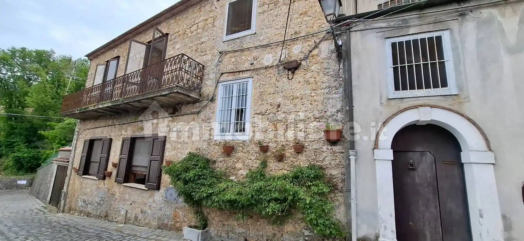 Casa indipendente in vendita a Trecchina