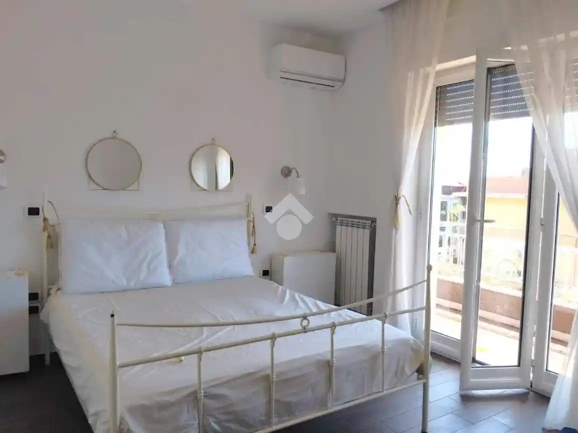 Appartamento in affitto a Napoli