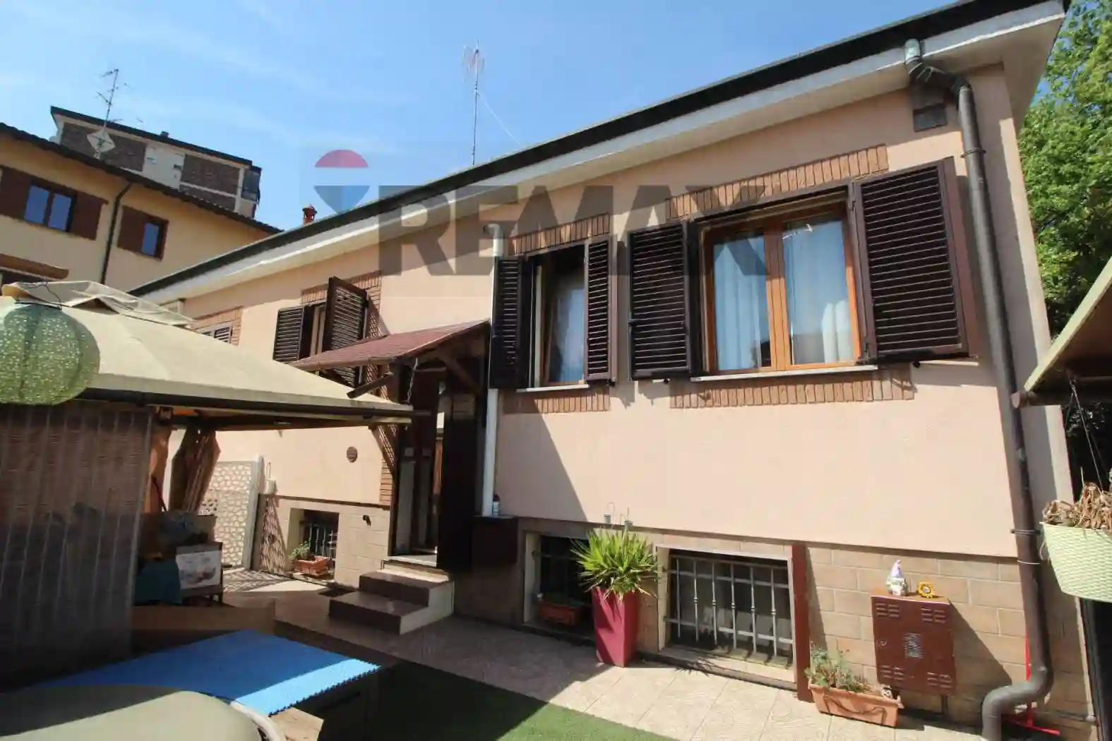Villa - foto 2