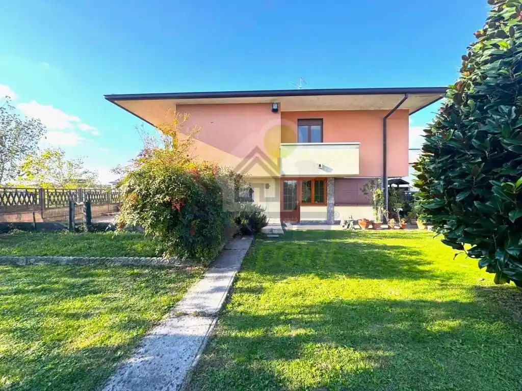 Villa in vendita a Marudo