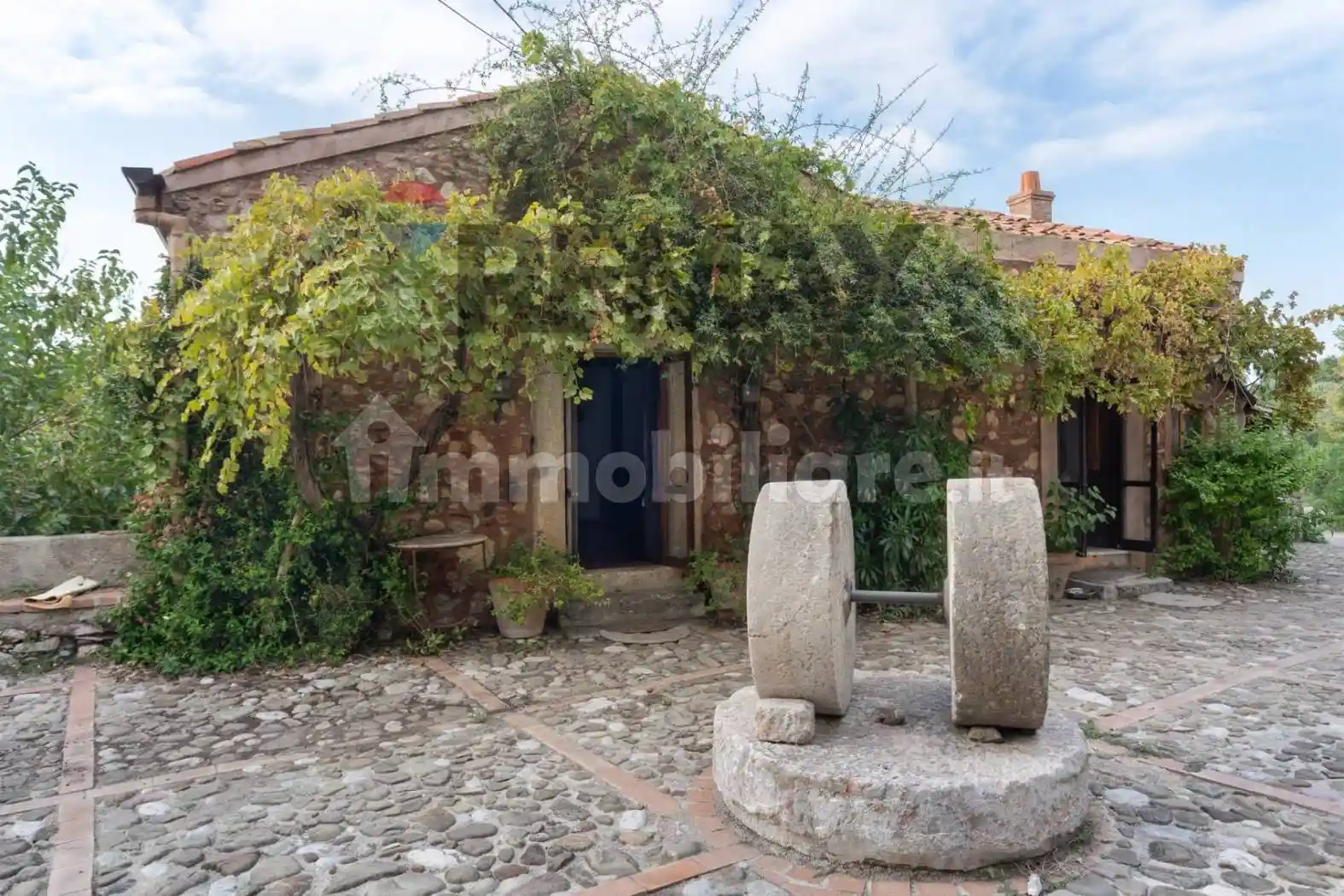 Rustico - Casale in vendita a Torrenova