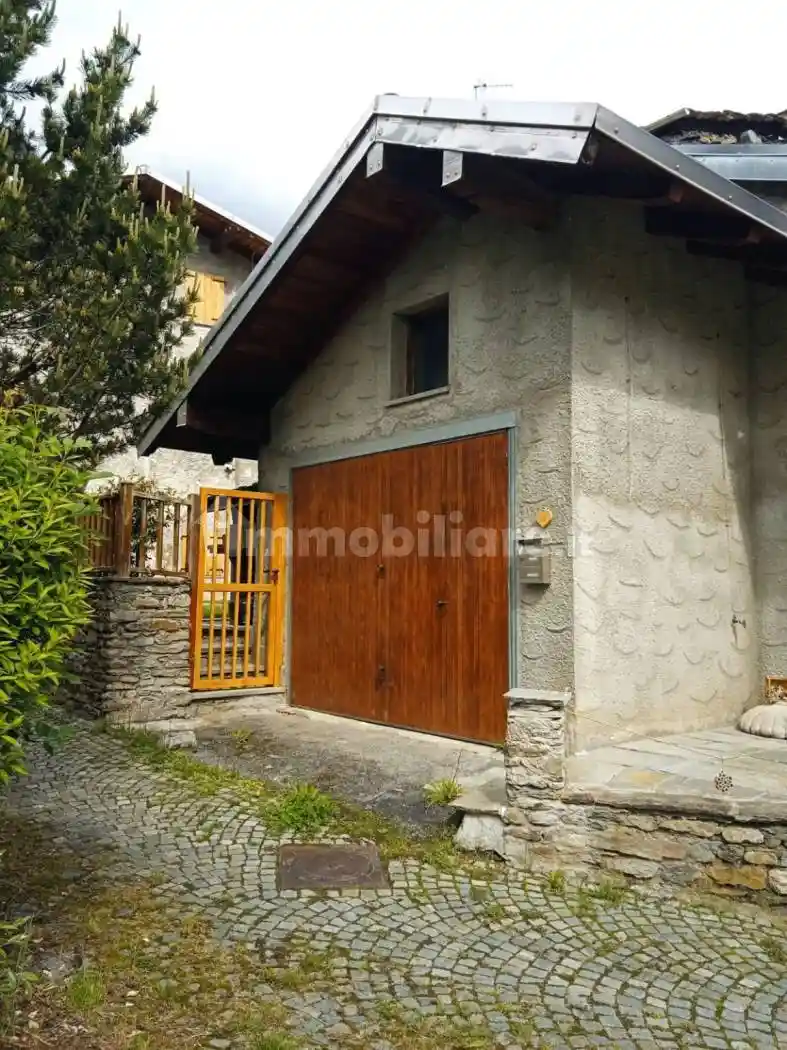 Casa indipendente in vendita a Roure