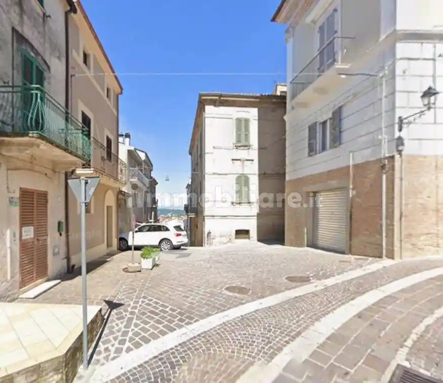 Casa indipendente in vendita a Castel Frentano