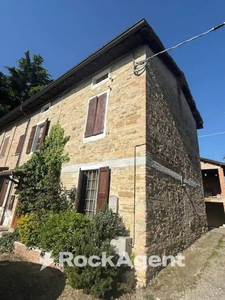 Rustico - Casale in vendita a Tizzano Val Parma