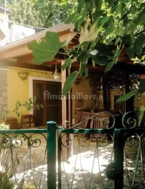Villa in vendita a Monteroduni