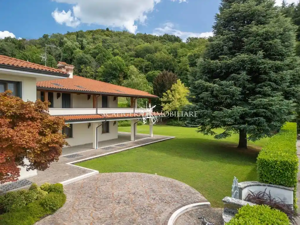 Villa in vendita a Tregnago