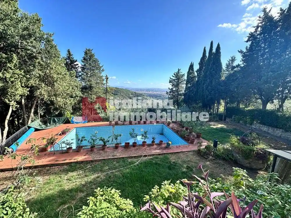 Appartamento in vendita a Firenze