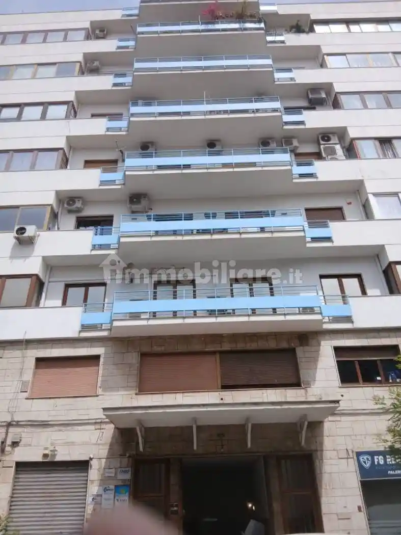 Appartamento in affitto a Palermo