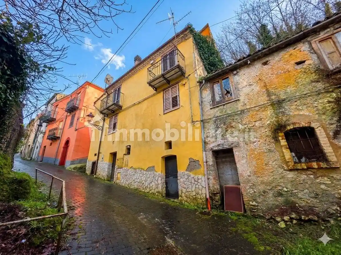 Rustico - Casale in vendita a Bojano
