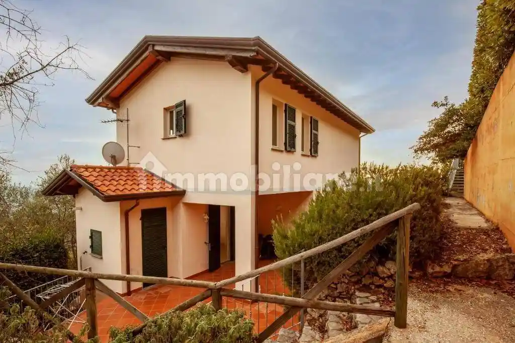 Villa in vendita a Pietrasanta