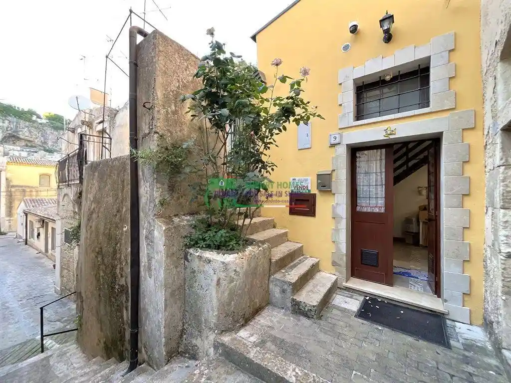 Casa indipendente in affitto a Modica