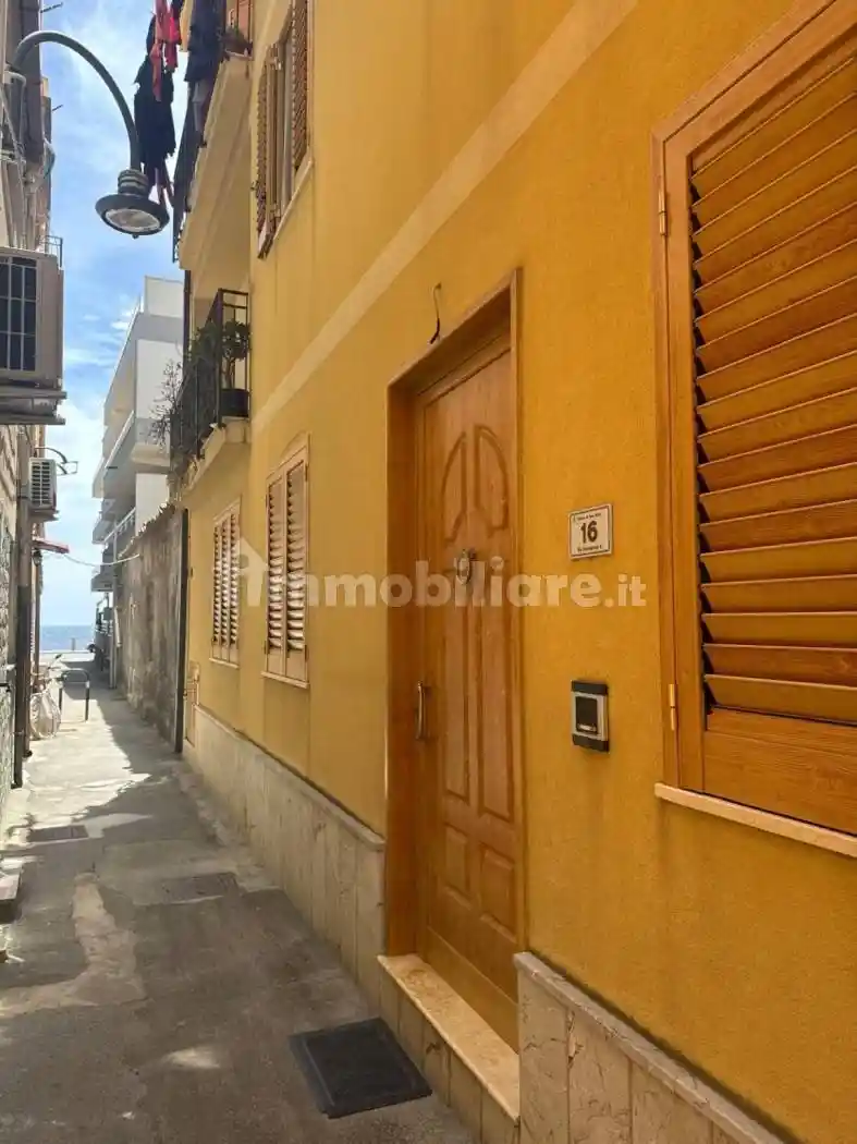 Appartamento in vendita a Furci Siculo
