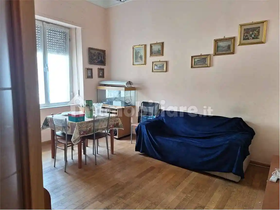 Appartamento in vendita a Livorno