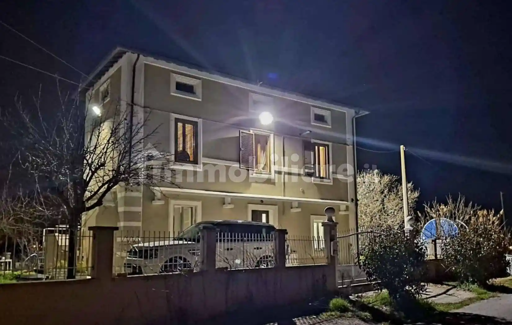 Villa in vendita a Foligno