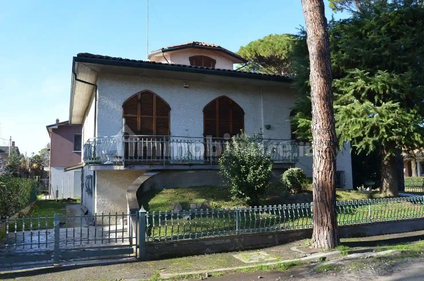 Villa - foto 2