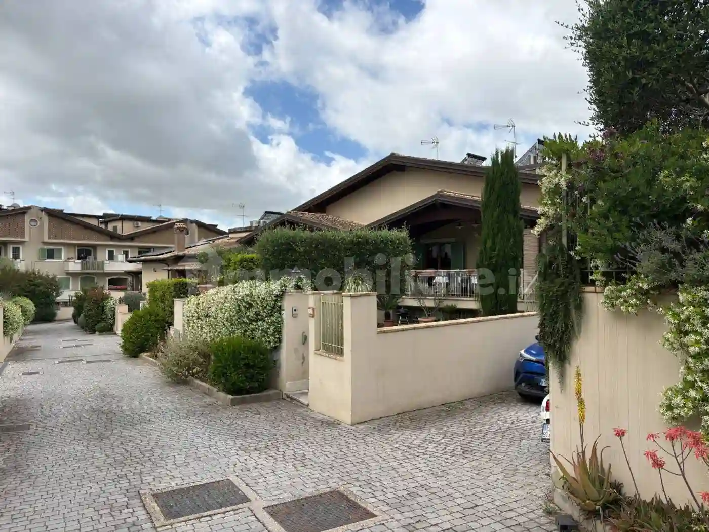 Villa - foto 2