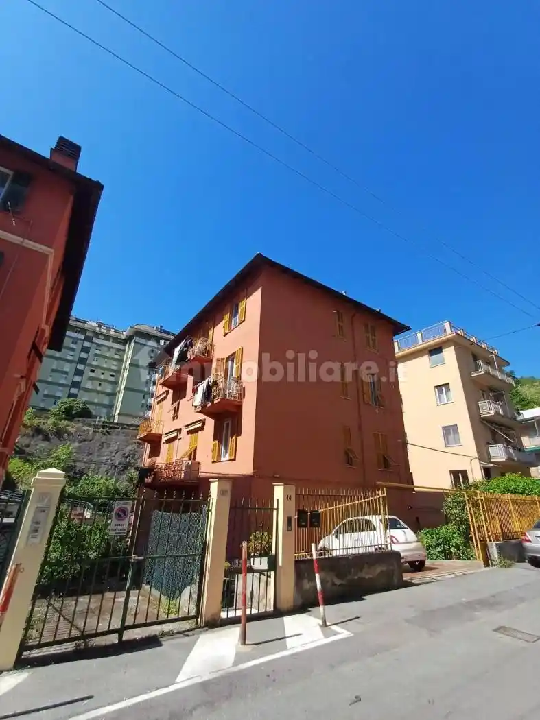 Appartamento in vendita a Genova
