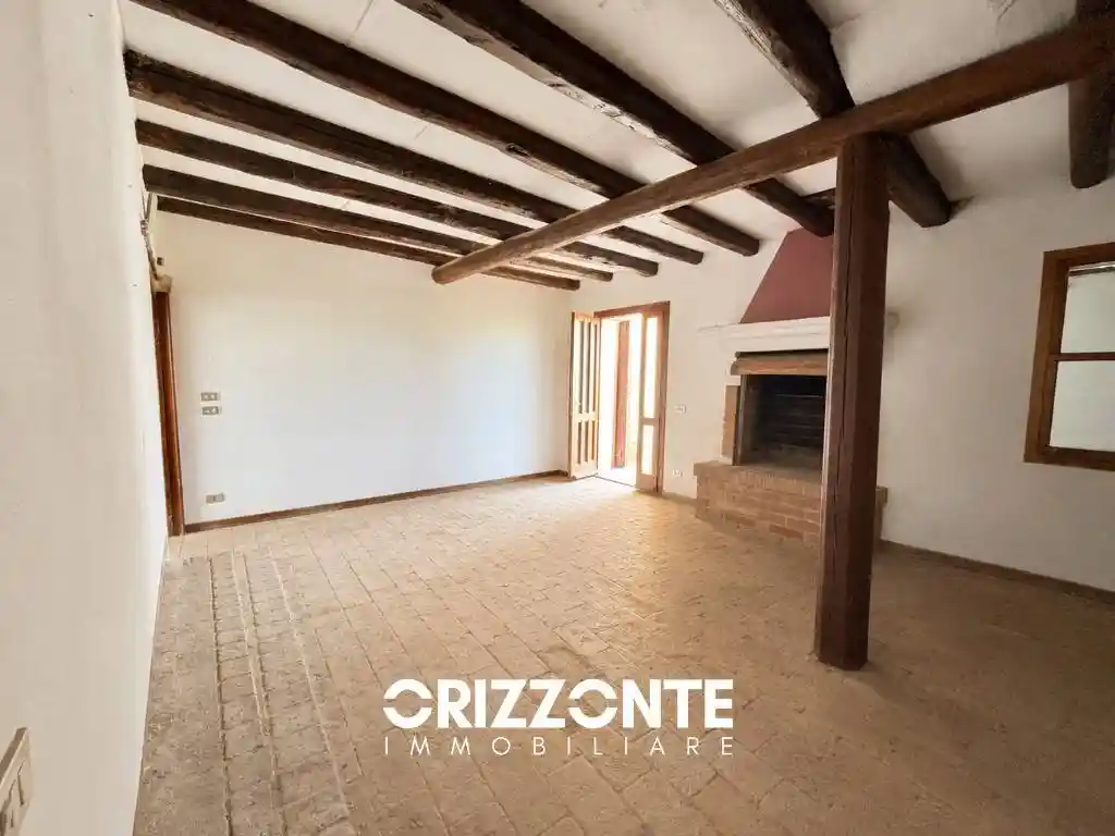 Rustico - Casale in vendita a Montebelluna