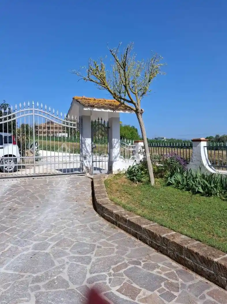 Appartamento in vendita a Ancona