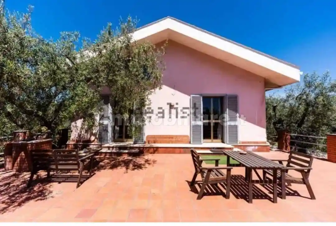 Villa in vendita a Belpasso