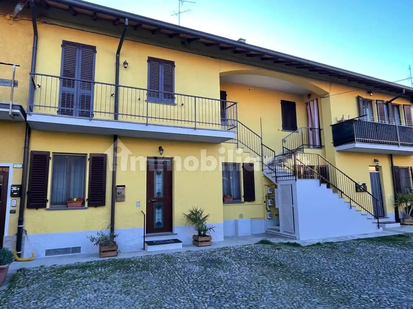 Appartamento in affitto a Usmate Velate