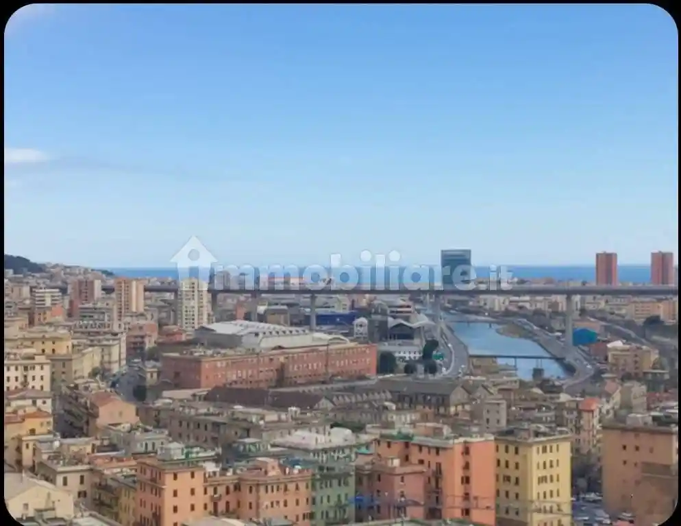 Appartamento in vendita a Genova