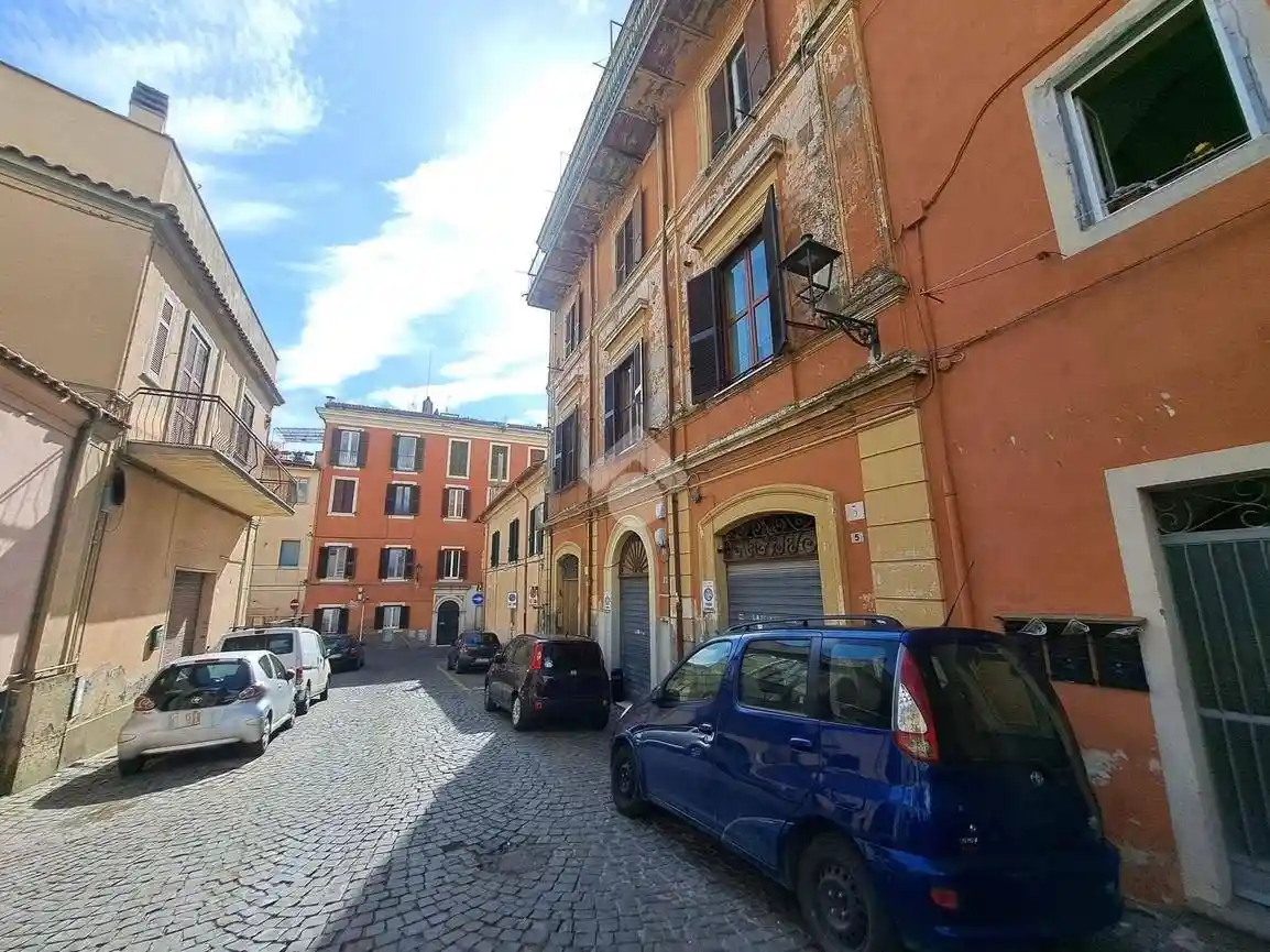 Appartamento in vendita a Albano Laziale