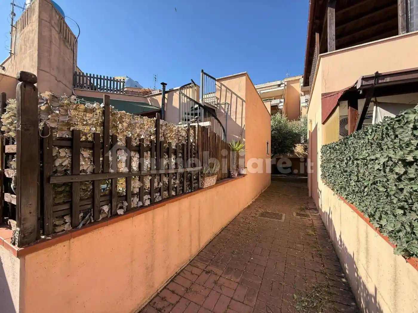 Casa indipendente in vendita a Latina