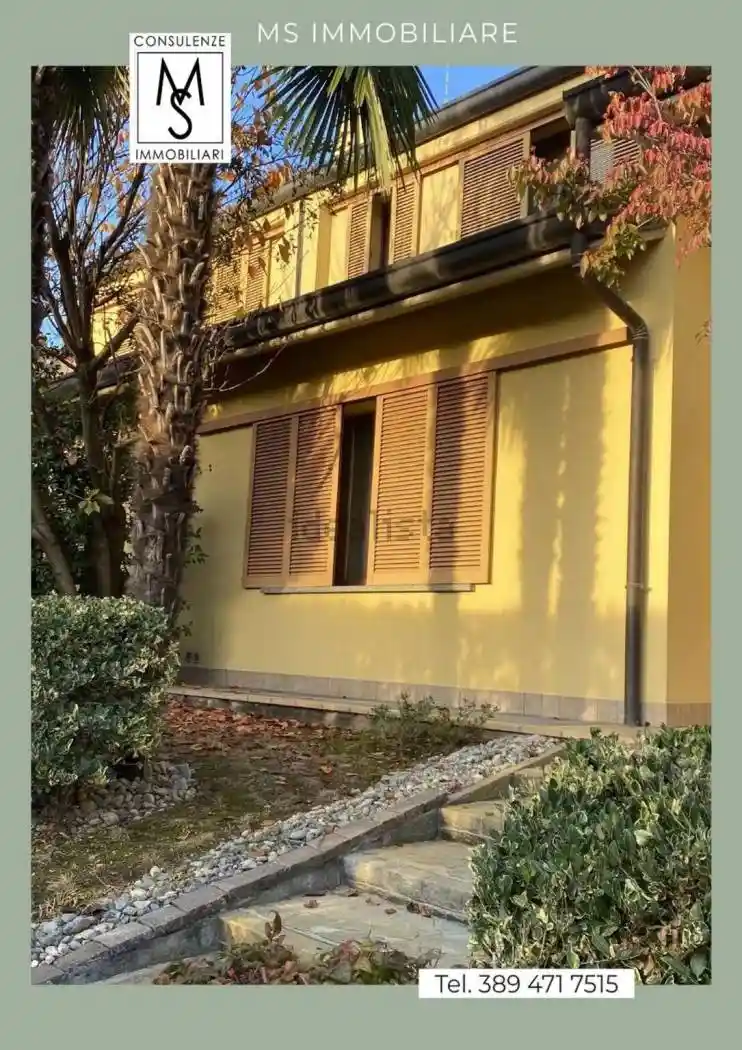 Appartamento in vendita a Verano Brianza