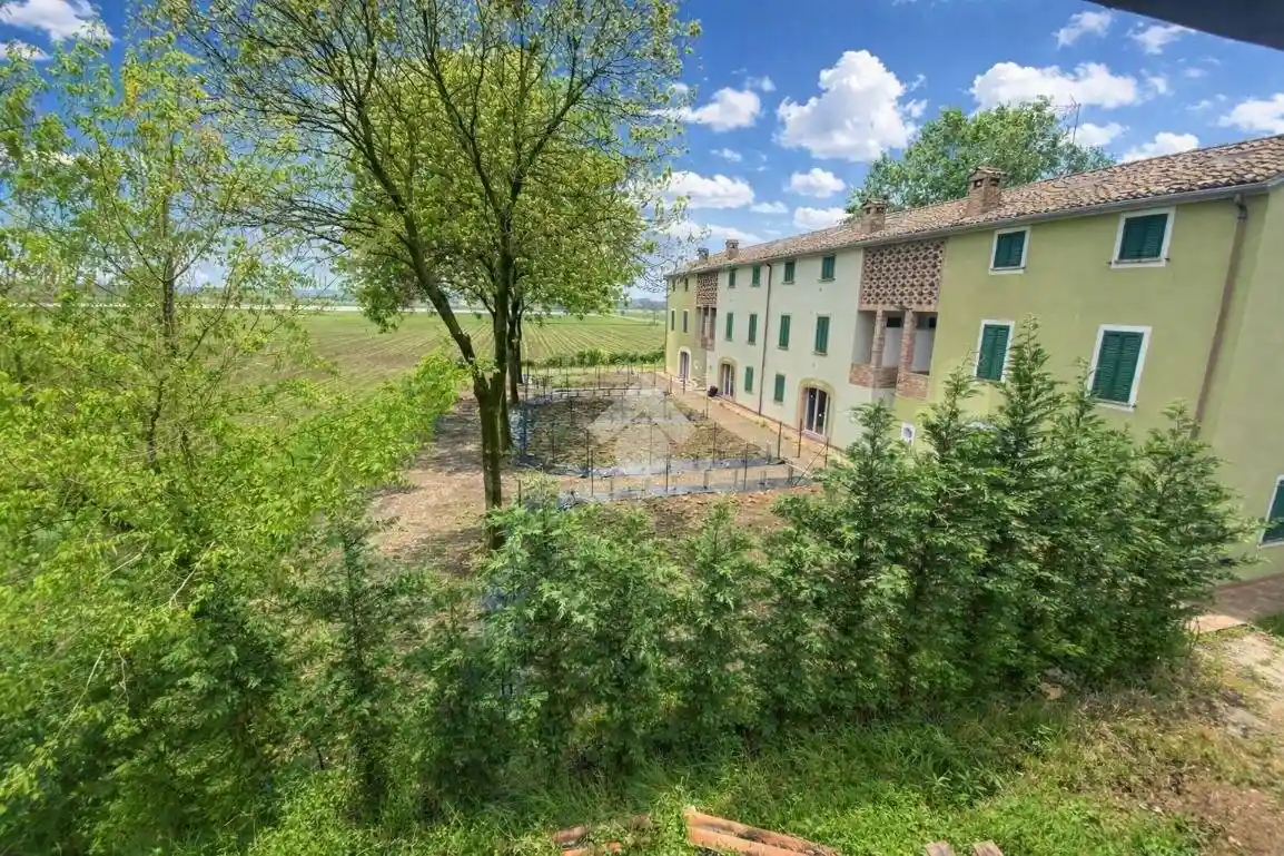 Casa indipendente in vendita a Collecchio