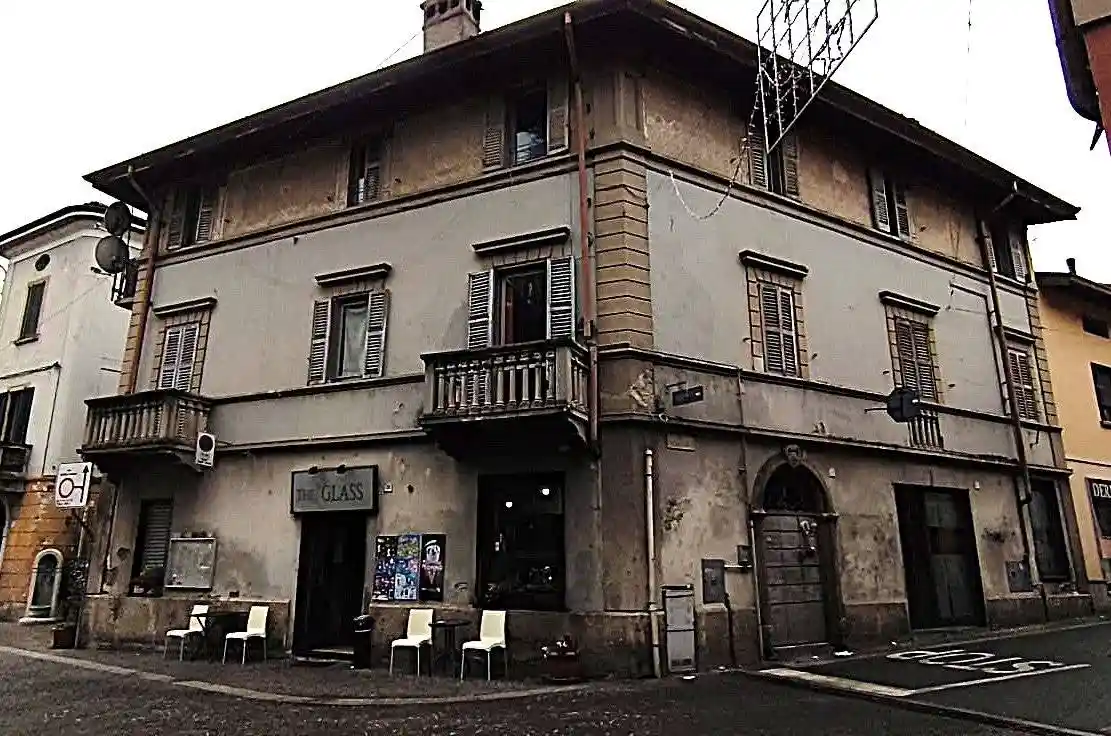 Palazzo - Edificio in vendita a Brivio