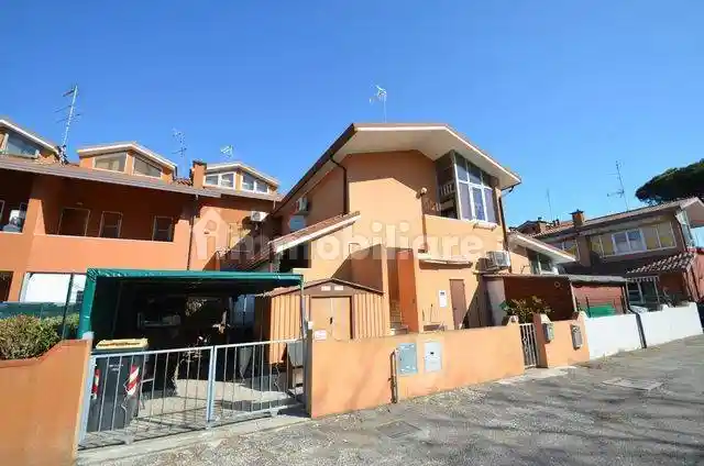 Villa in vendita a Comacchio