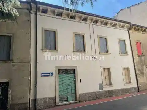 Rustico - Casale in vendita a Tregnago