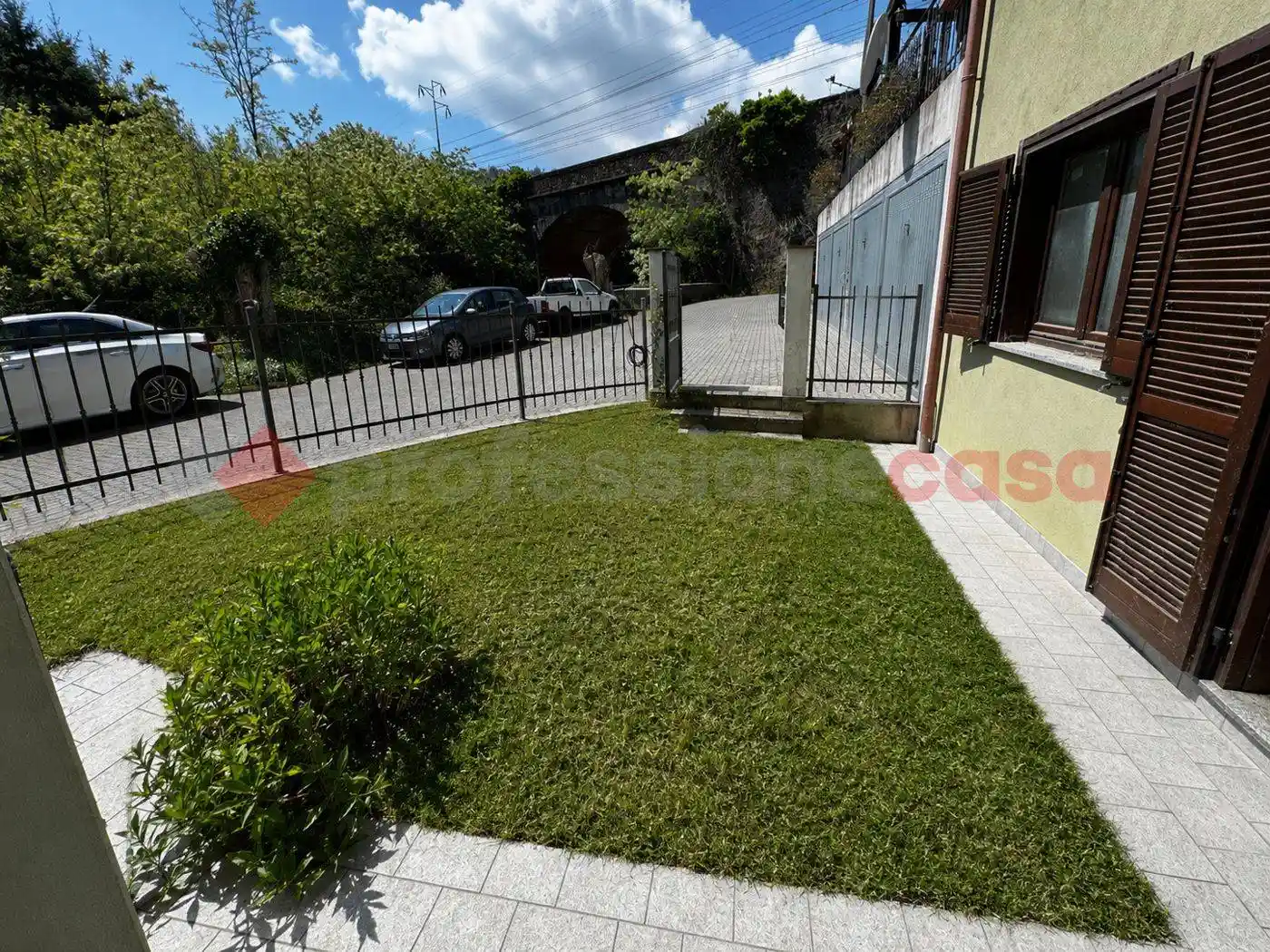 Appartamento in vendita a Serra Riccò