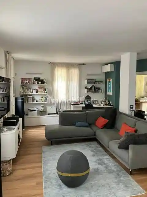 Villetta a schiera in vendita a Peschiera Borromeo
