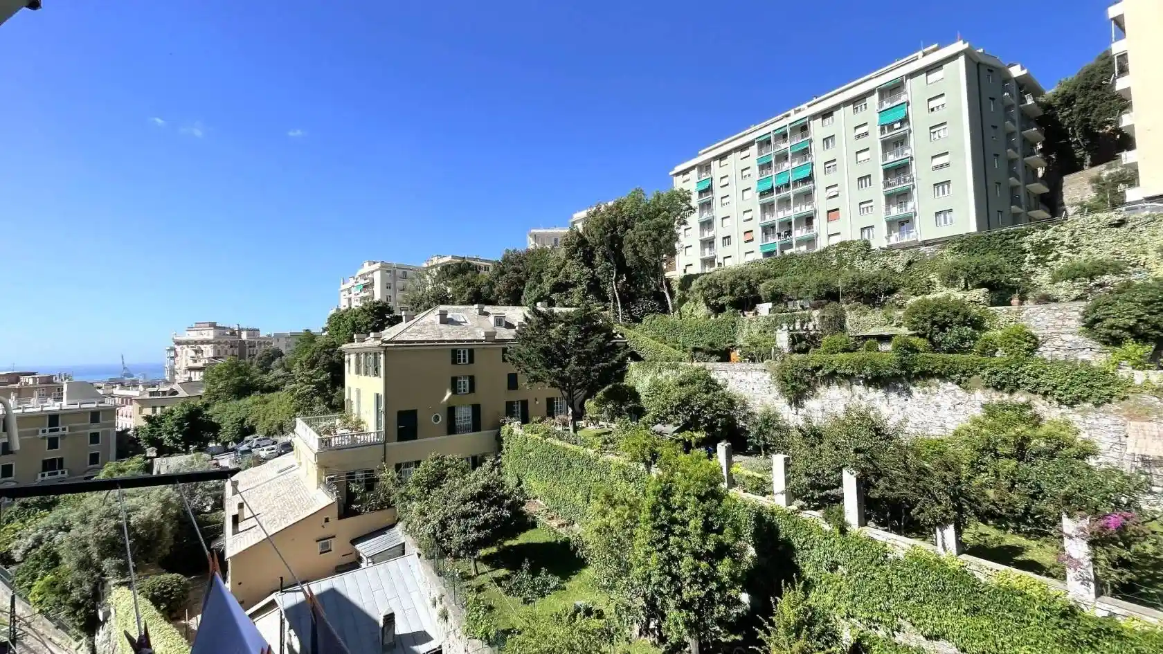 Appartamento in vendita a Genova