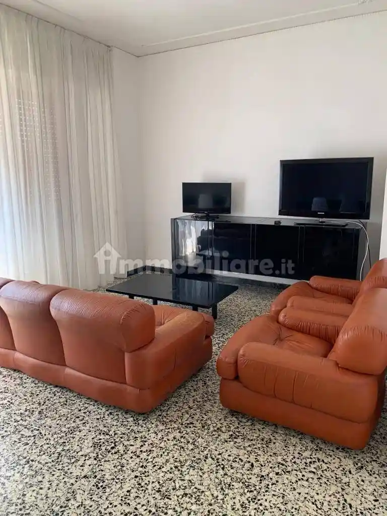 Appartamento in vendita a Carrara