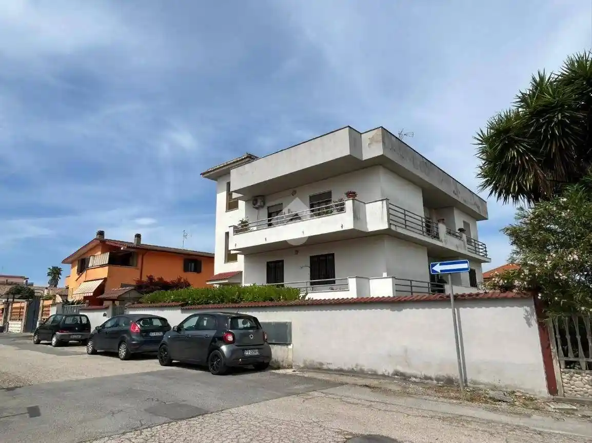 Appartamento in vendita a Aprilia