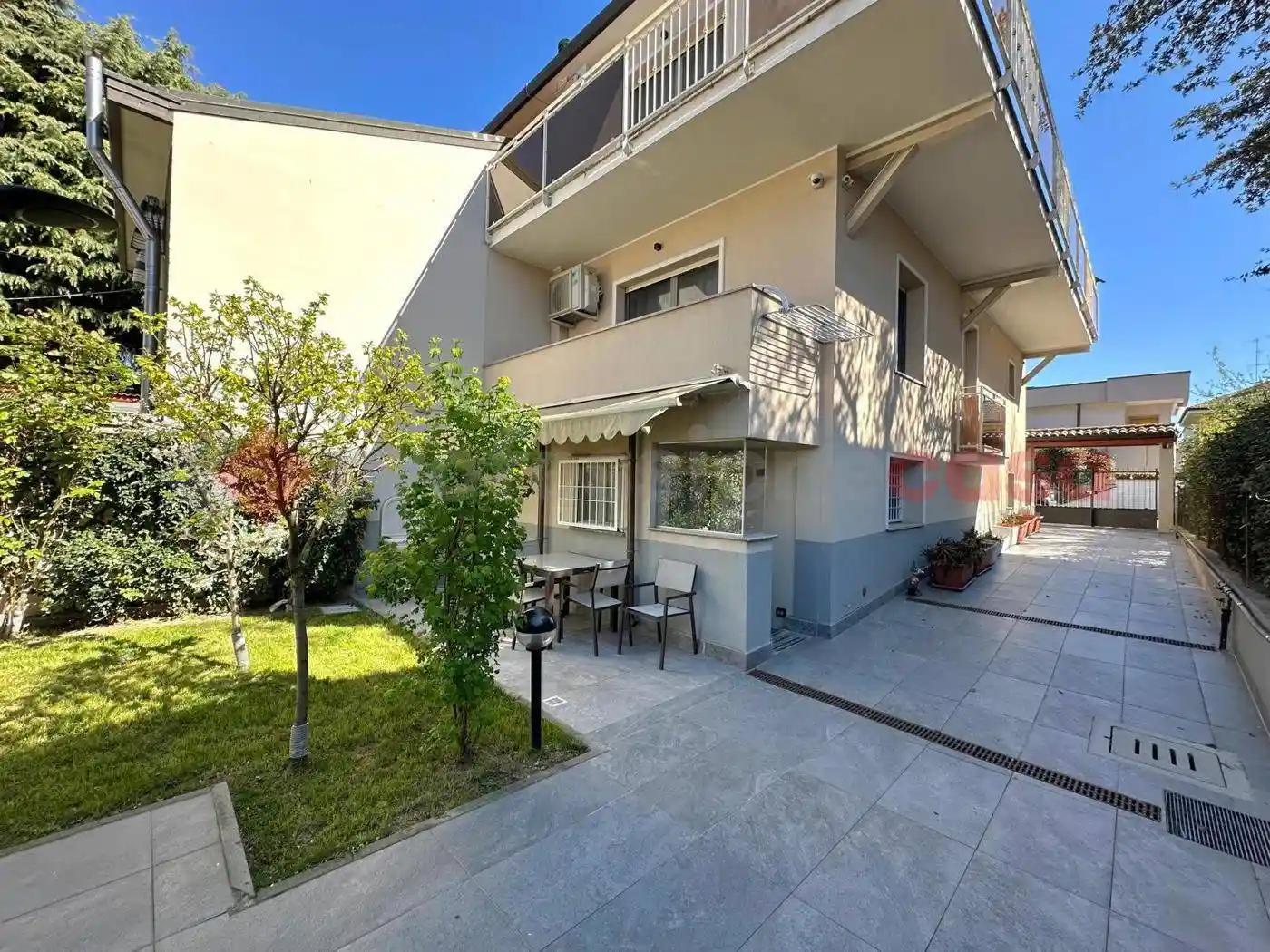 Villa in vendita a Opera