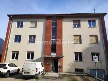 Appartamento in vendita a Laveno-Mombello