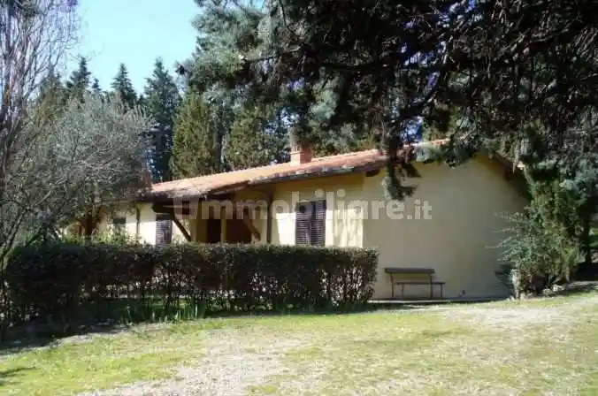 Palazzo - Stabile in vendita a Figline e Incisa Valdarno