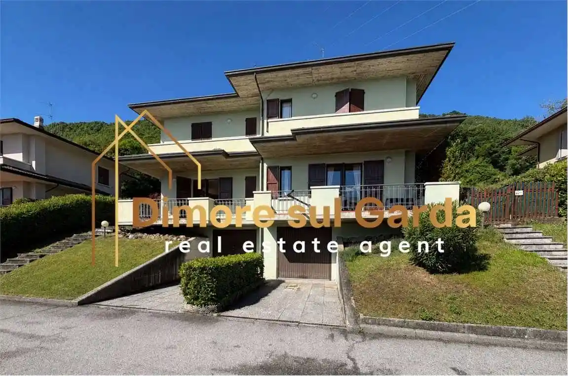 Villa in vendita a Agnosine