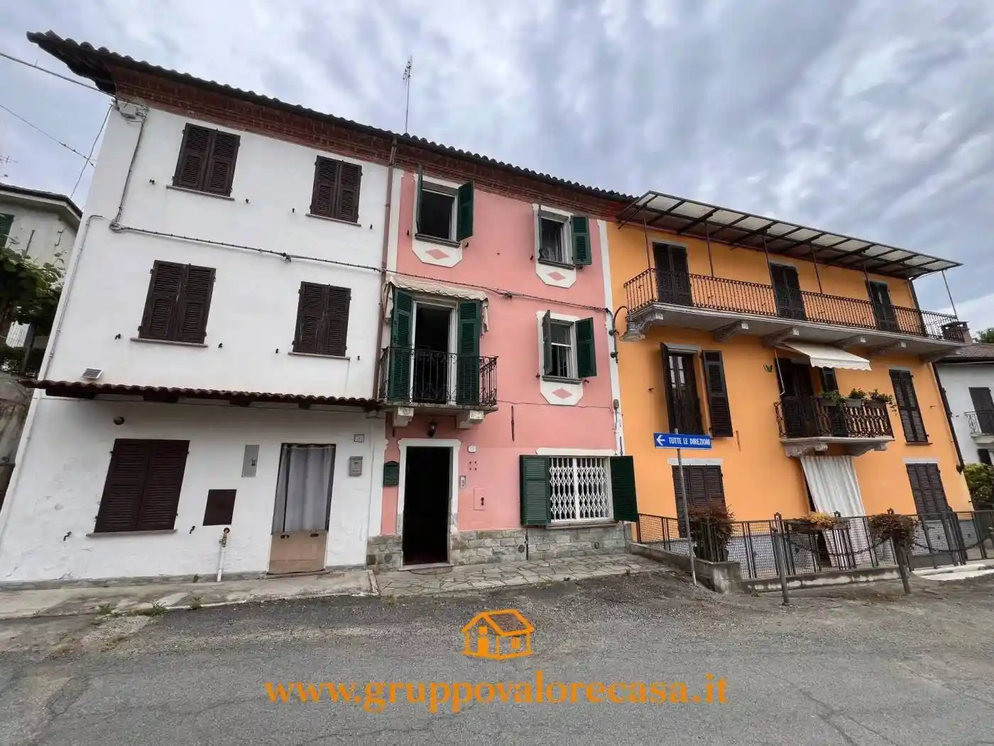 Casa indipendente in vendita a Grognardo