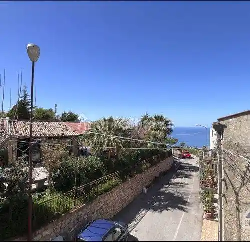 Villa in vendita a San Marco d'Alunzio