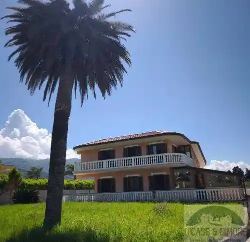 Villa in vendita a Capo d'Orlando