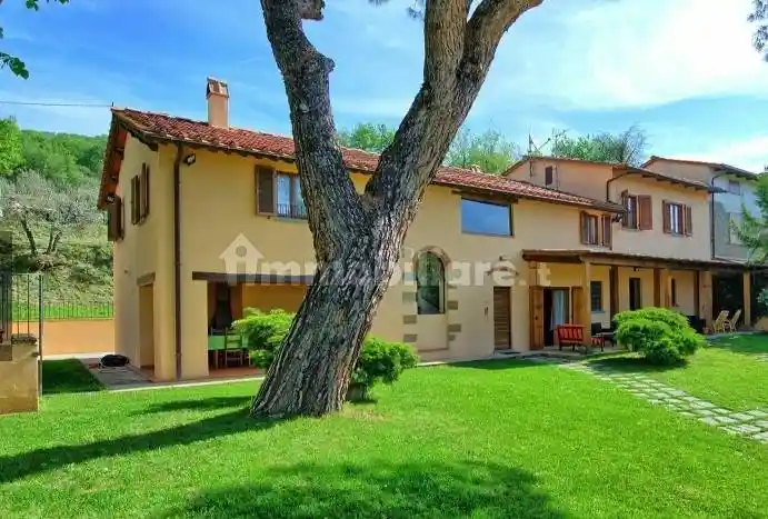 Villa in vendita a Loro Ciuffenna