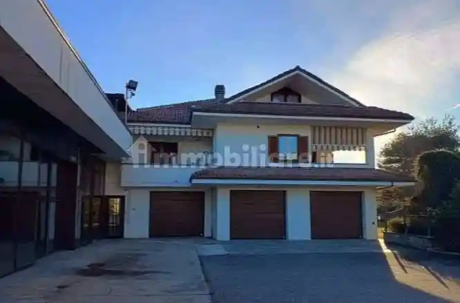Casa indipendente in vendita a San Giorgio Canavese