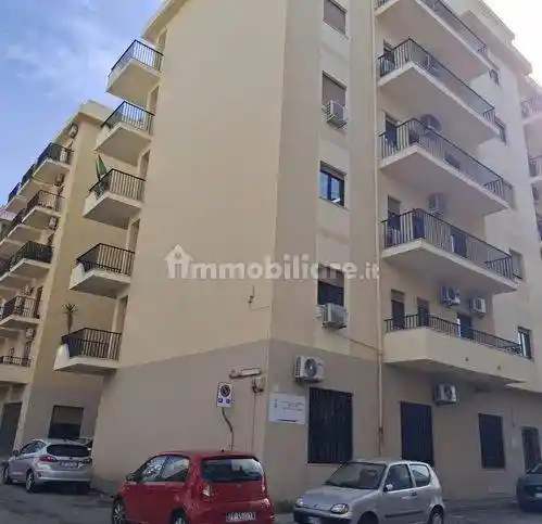 Palazzo - Edificio in vendita a Reggio Calabria